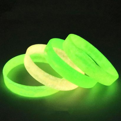 Silicon Glow in the Dark